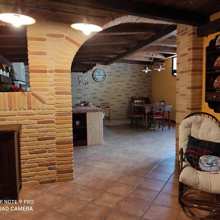 La Taverna Di Lulu Arnesano Exterior foto